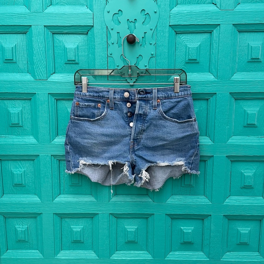 Levi’s 501 shorts